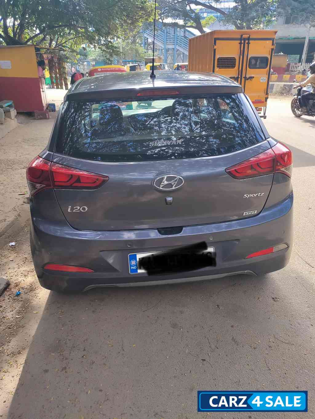 Dark Grey Hyundai Elite i20 Sportz option