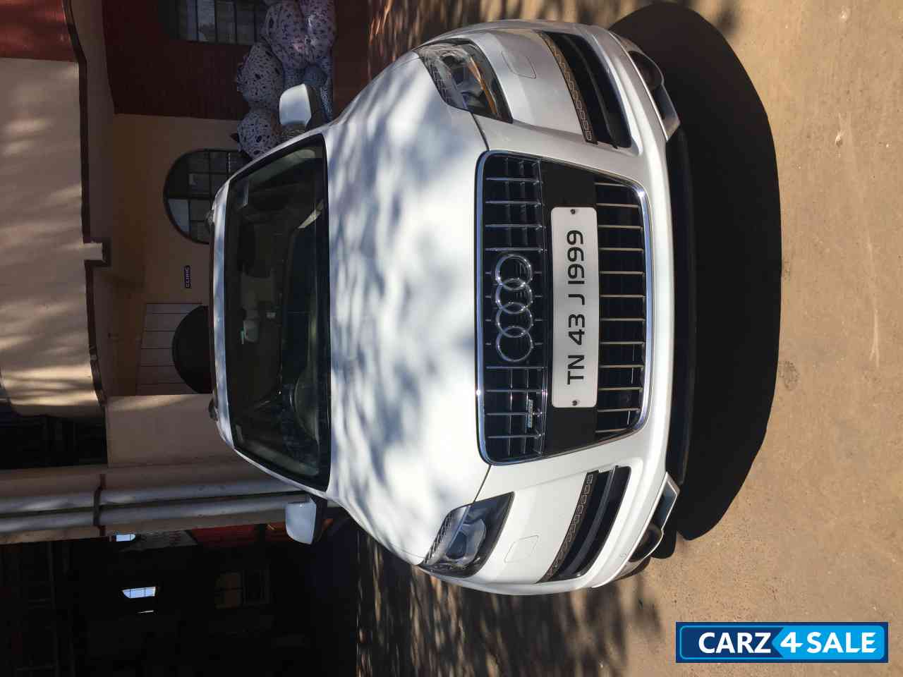 Carrara White Audi Q7 3.0 TDI quattro Premium