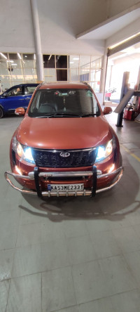 Orange Mahindra XUV 500 W4