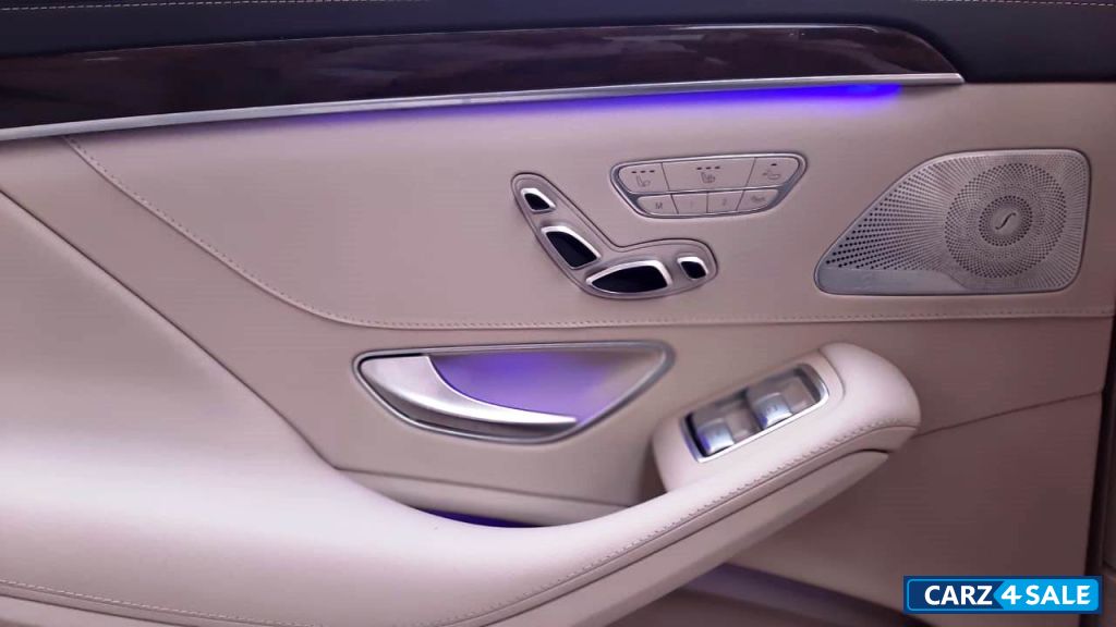 Black Mercedes-Benz S-Class 350 Diesel