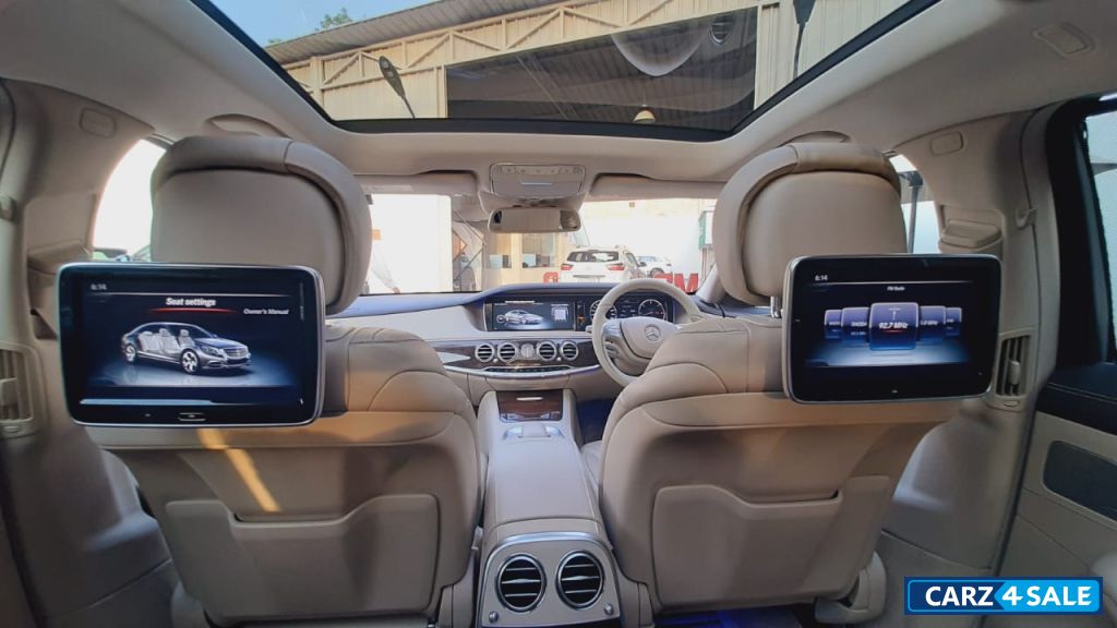 Black Mercedes-Benz S-Class 350 Diesel