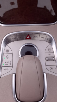 Black Mercedes-Benz S-Class 350 Diesel