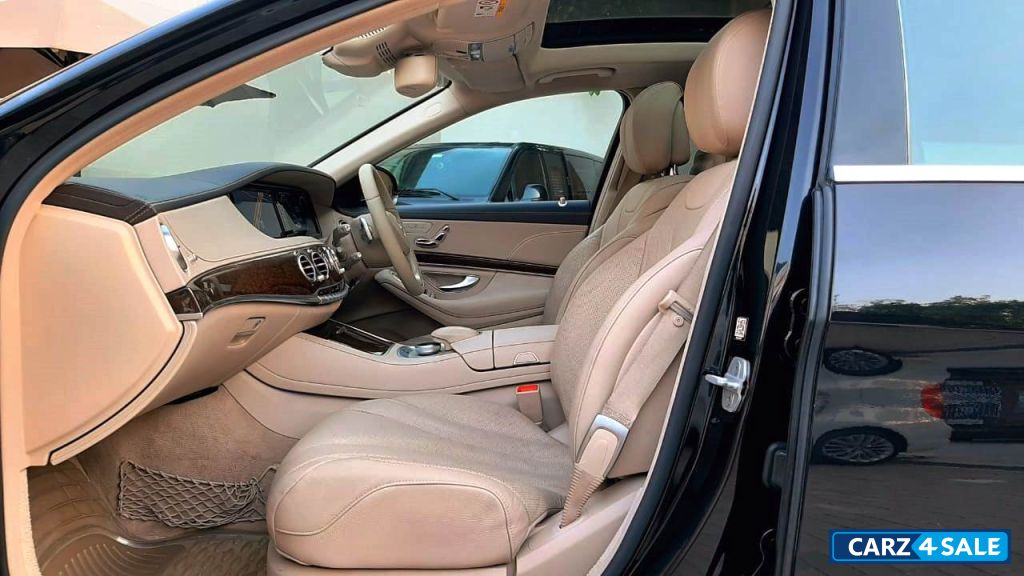 Black Mercedes-Benz S-Class 350 Diesel