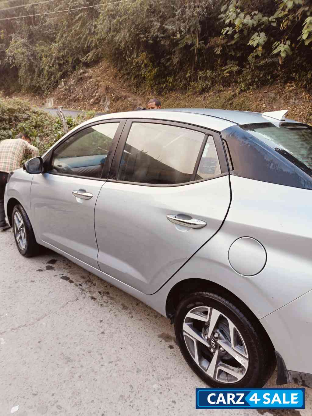 Hyundai Aura Second top model
