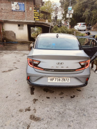 Hyundai Aura Second top model