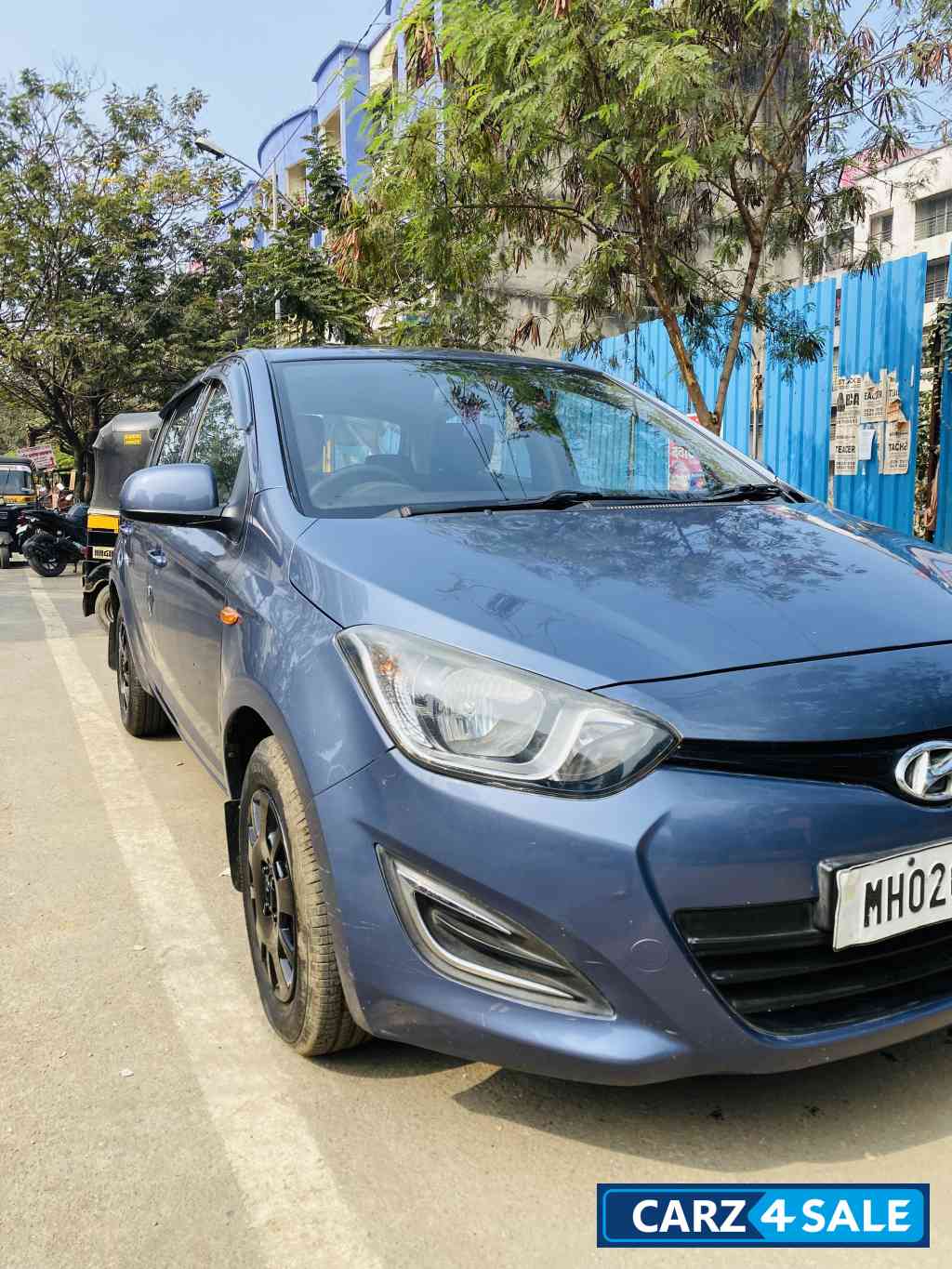 T Blue Hyundai i20 Magna