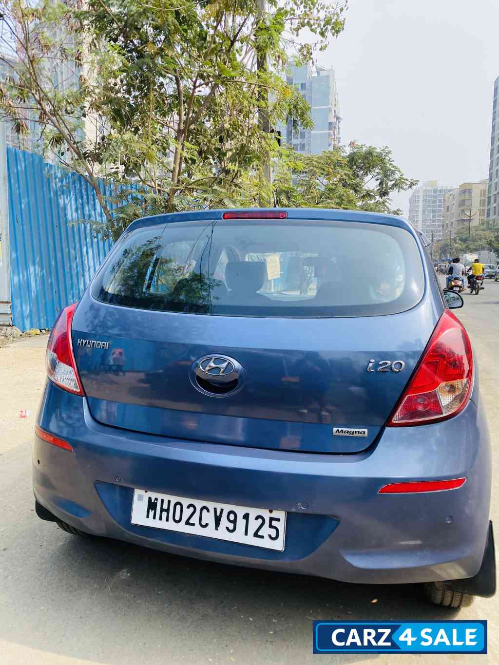 T Blue Hyundai i20 Magna