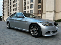BMW 3-Series 320i