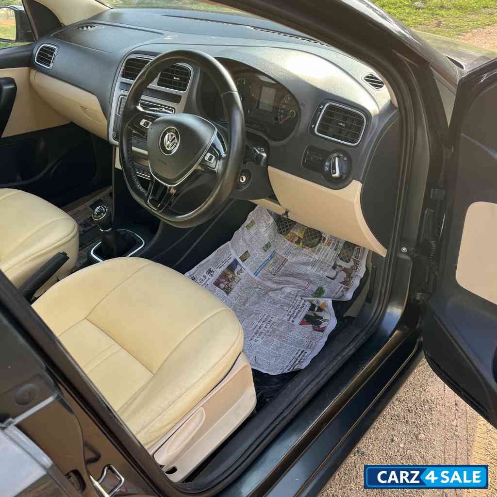 Grey Volkswagen Polo 1.2 MPI