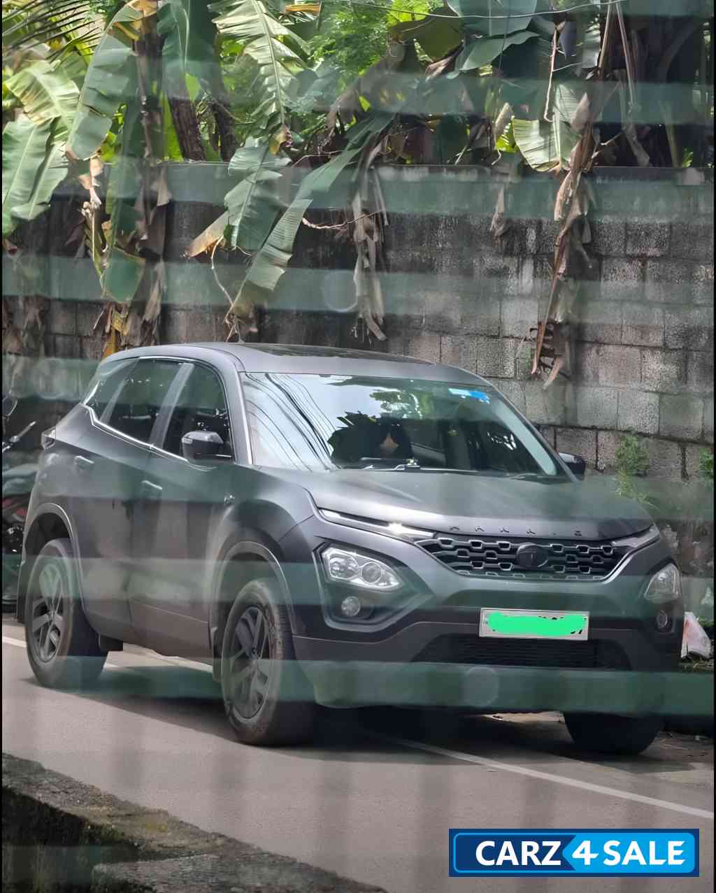 Oberon Black Tata Harrier XT PLUS DARK EDITION