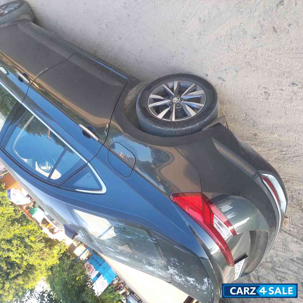 Skoda Slavia Slavia 1.0