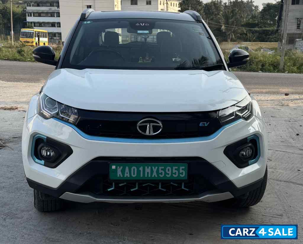 Tata Nexon Nexon Ev max lux