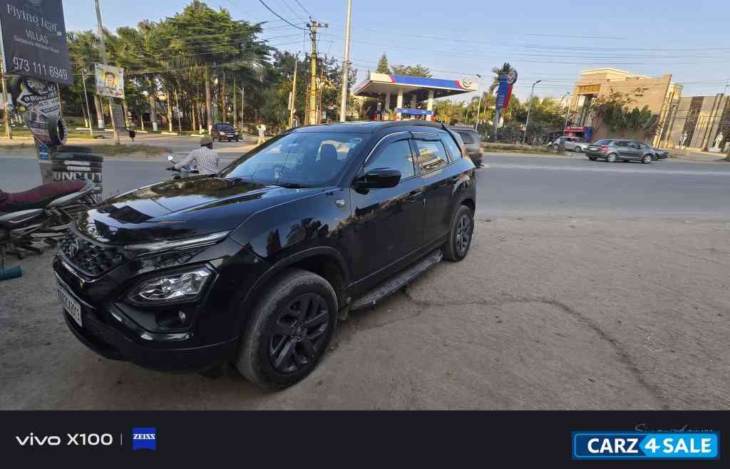 Oberon Black Tata Safari XZPLUSMT6S