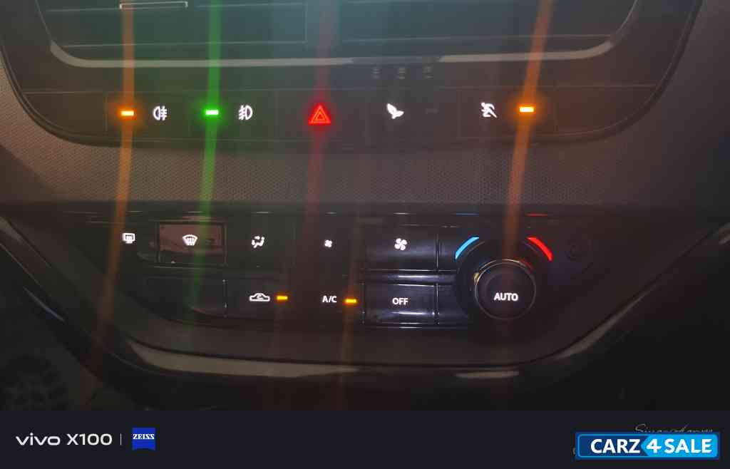 Oberon Black Tata Safari XZPLUSMT6S