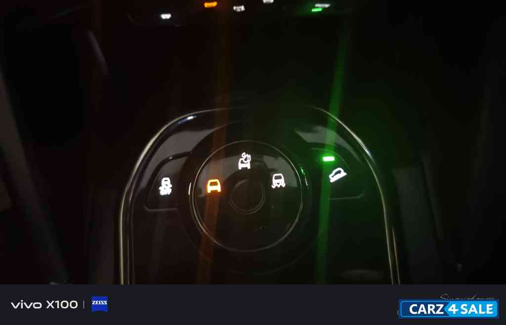 Oberon Black Tata Safari XZPLUSMT6S