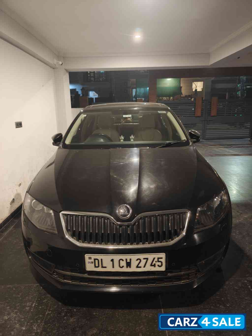 Black Skoda Octavia 1.8 TSI STYLE PLUS AT PETROL