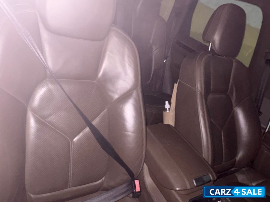 Porsche Cayenne PETROL