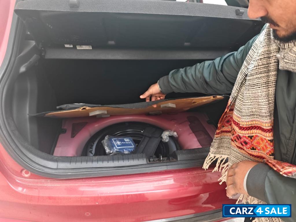 Red Hyundai Elite i20 Sportz plus 1.2 petrol