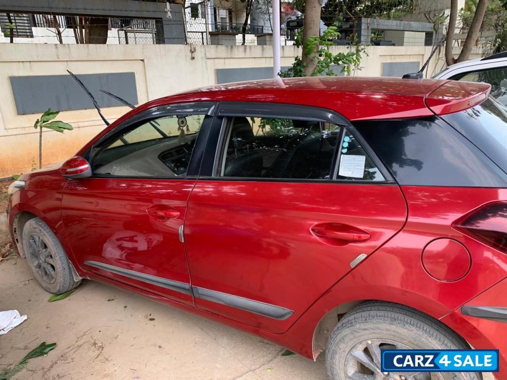 Red Hyundai Elite i20 Sportz plus 1.2 petrol