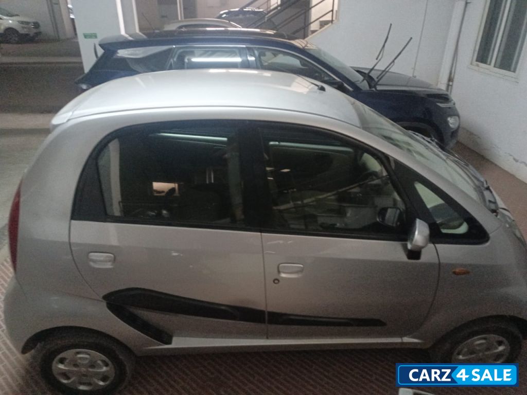 Tata Nano xta Tata Nano xta