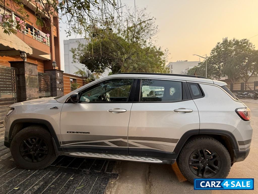 Jeep Compass Bedrock 2.0
