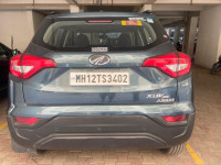 Mahindra XUV300 W6