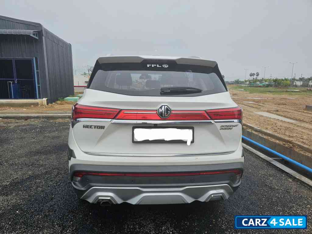 MG Hector SHARP 1.5 PETROL AT DCT MG Hector SHARP 1.5 PETROL AT DCT