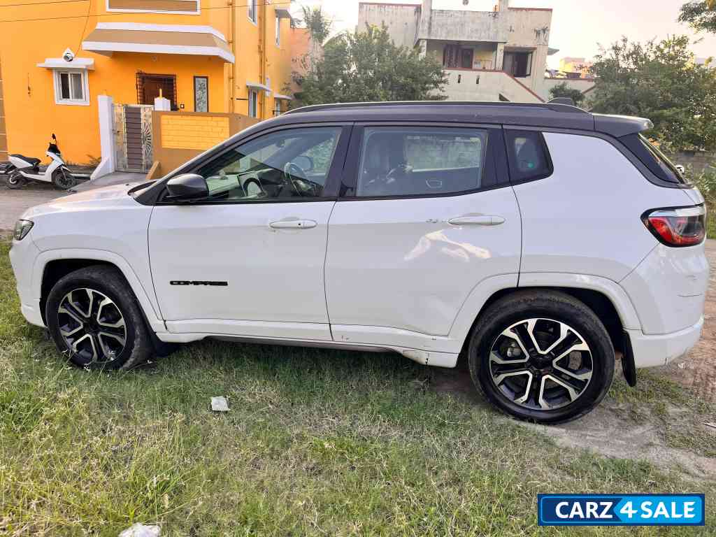 Jeep Compass s