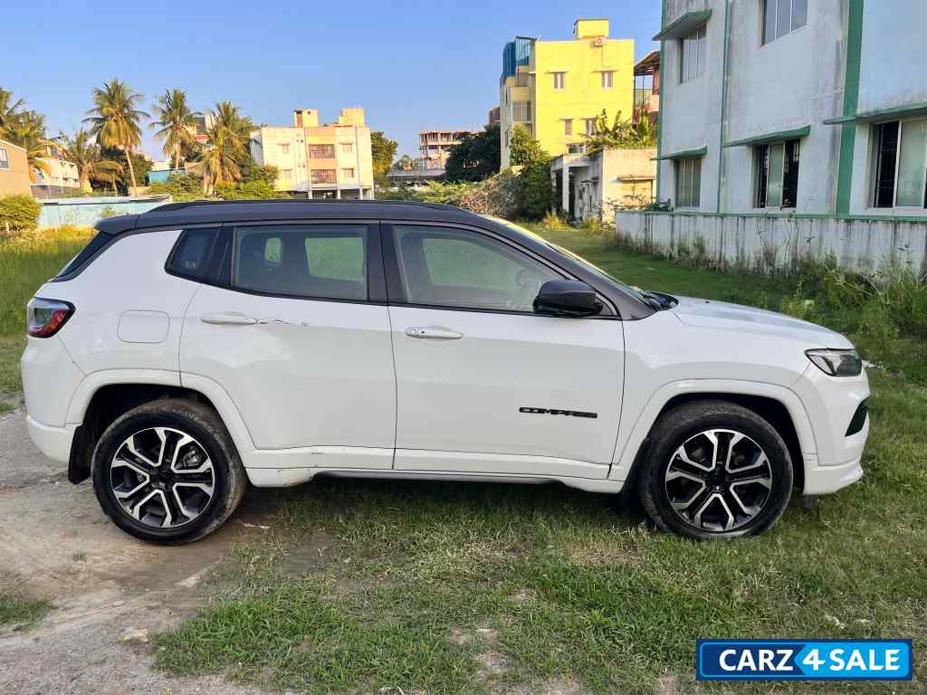 Jeep Compass s