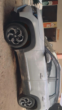 White Maruti Suzuki Vitara Brezza 2024