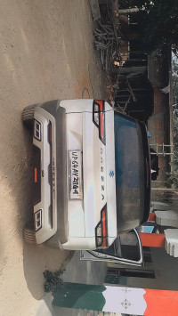 White Maruti Suzuki Vitara Brezza 2024