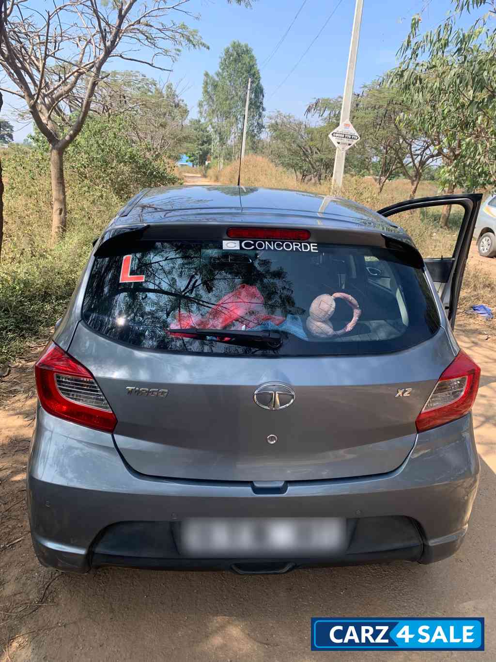 Tata Tiago XZ O Tata Tiago XZ O