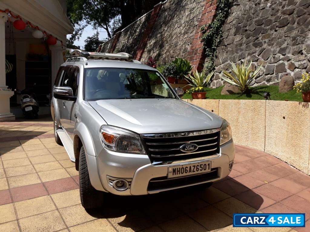 Ford Endeavour 4x2 manual