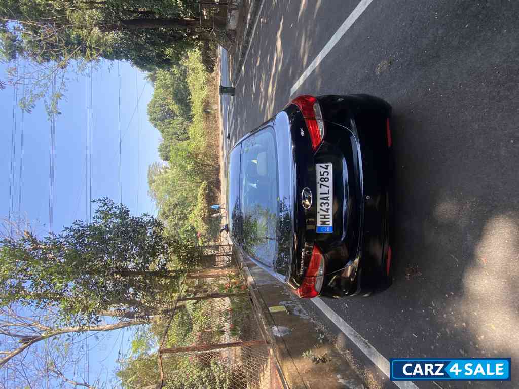 Hyundai Elantra 1.6 Diesel Automatic