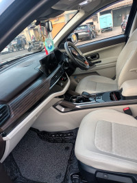 Tata Safari Accomplished Plus Dual Tone AT