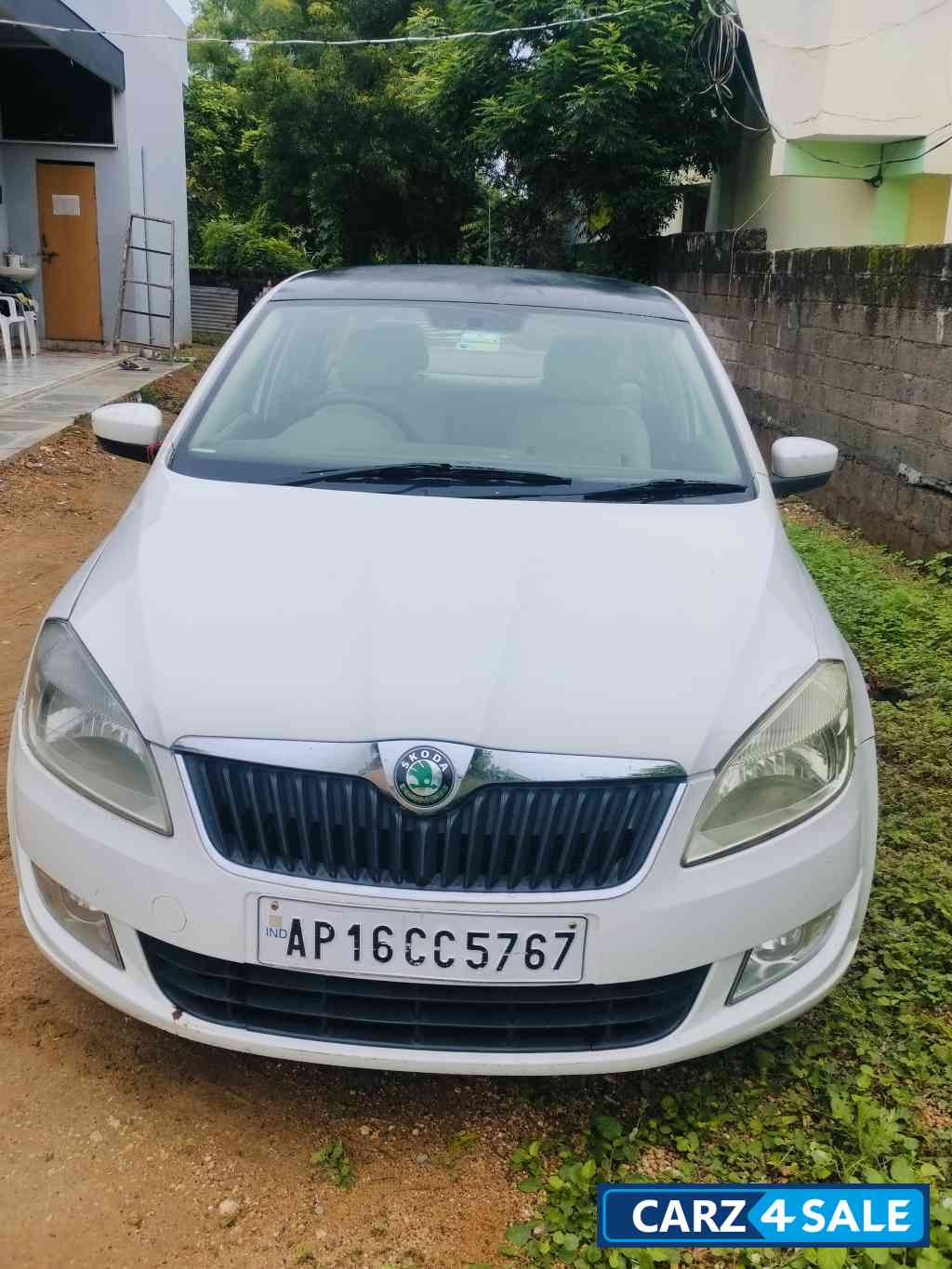 Skoda  Rapid