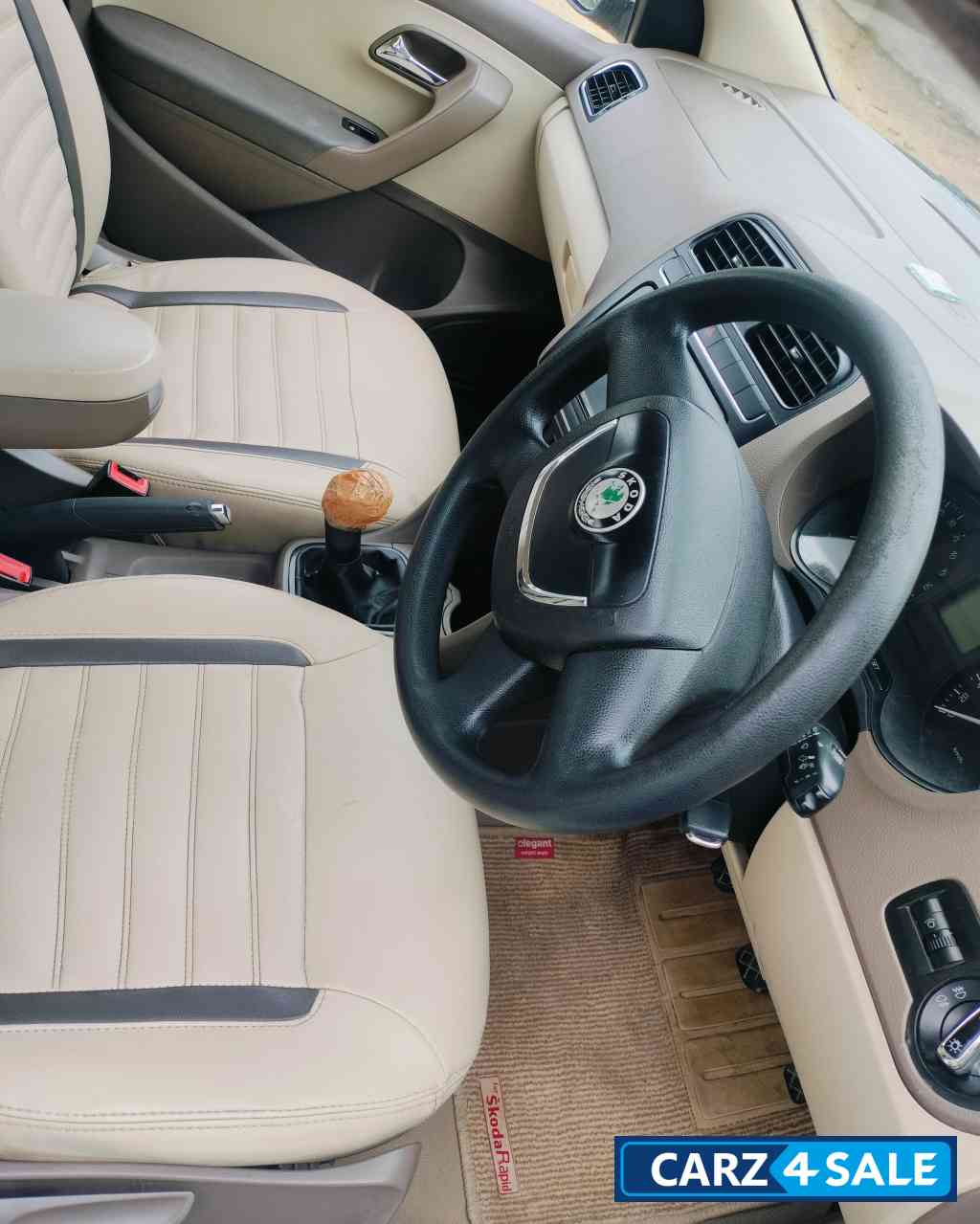 Skoda  Rapid