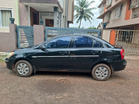 Black Hyundai Verna 1.6 VTVT