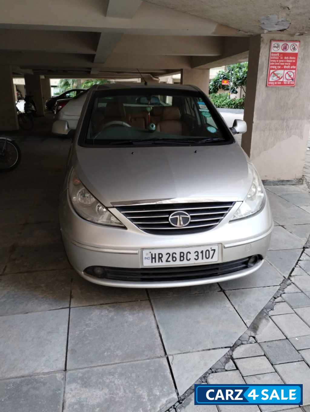 Satin Gold Tata Manza 1.4 Aura ABS Safire BS III