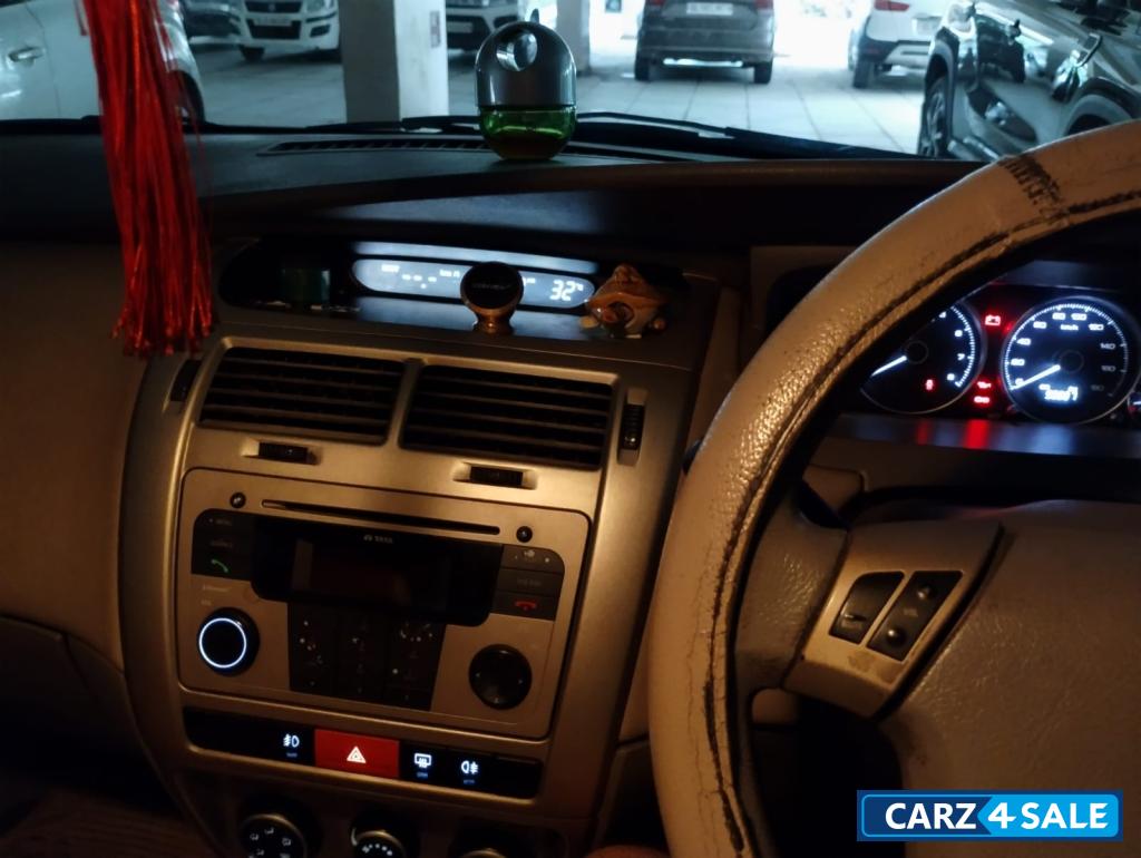 Satin Gold Tata Manza 1.4 Aura ABS Safire BS III