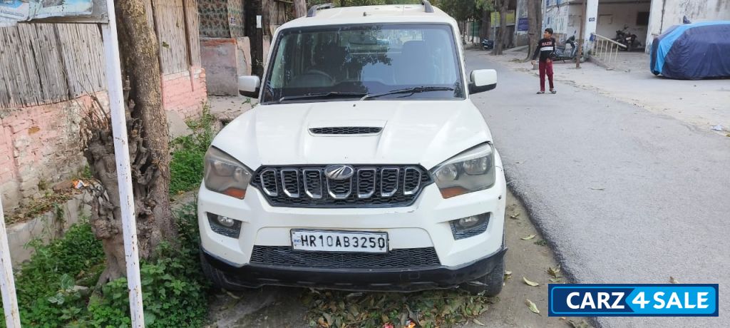 Mahindra Scorpio S6 PLUS 1.99