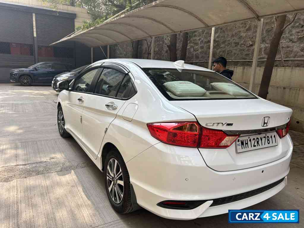 Honda City E CVT