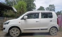 White Maruti Suzuki Wagon R VXI