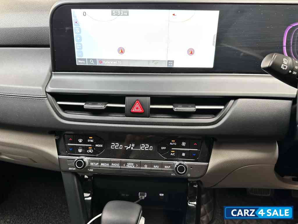 Black Kia Seltos HTX 1.5 IVT