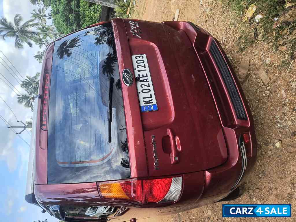 T-red Mahindra Xylo E8, ABS