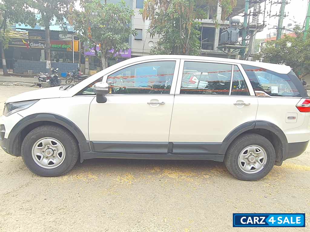 Tata Hexa XE 4x2 7 seater