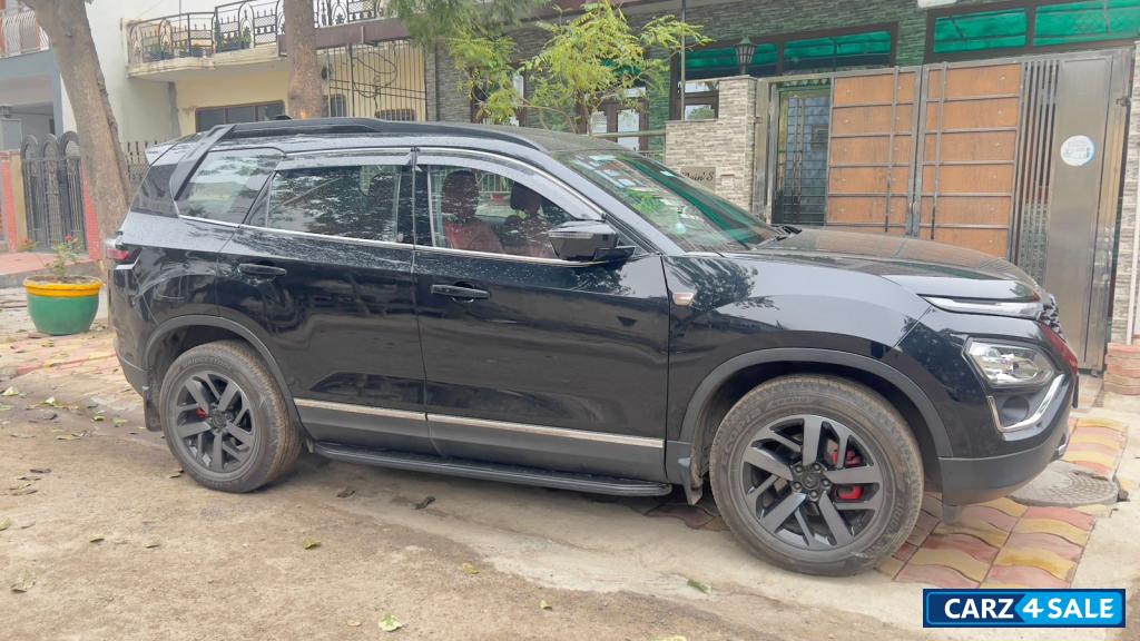 Tata Safari XZ+ Red Dark Edition Tata Safari XZ+ Red Dark Edition