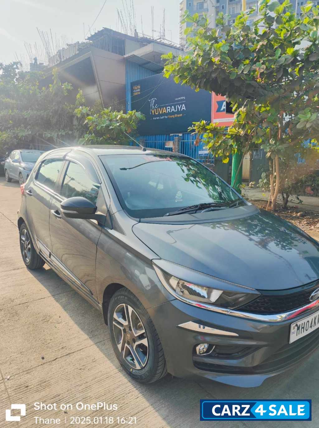 Daytona Grey Tata Tiago XZ Plus Revotron