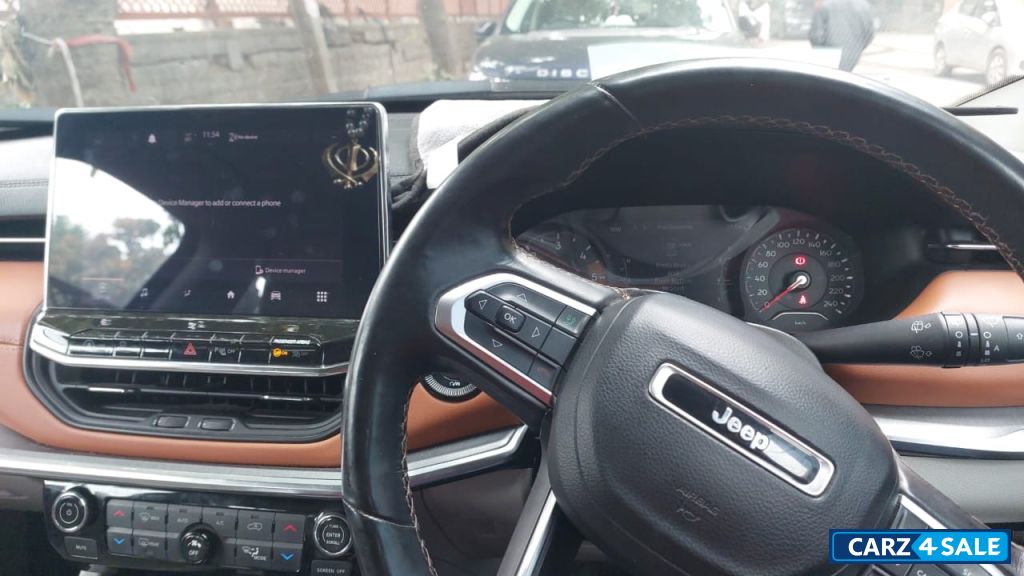 Techno Metallic Green Jeep Compass 4*4 diesel automatic