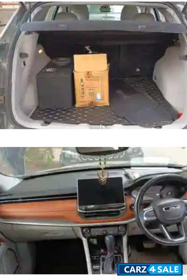 Techno Metallic Green Jeep Compass 4*4 diesel automatic